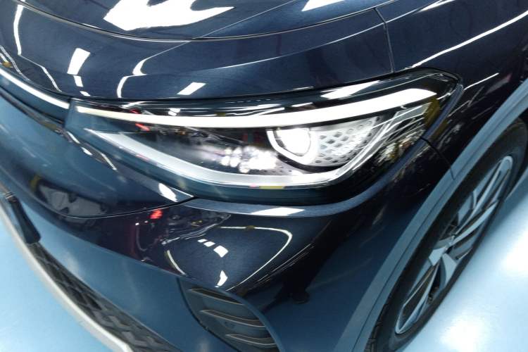 Used Volkswagen ID.4 CROZZ 2022 Long-Range PURE+ Edition Left Front Headlight