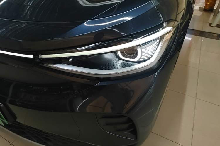 Used Volkswagen ID.4 CROZZ 2022 Long-Range Lite PRO Edition Left Front Headlight