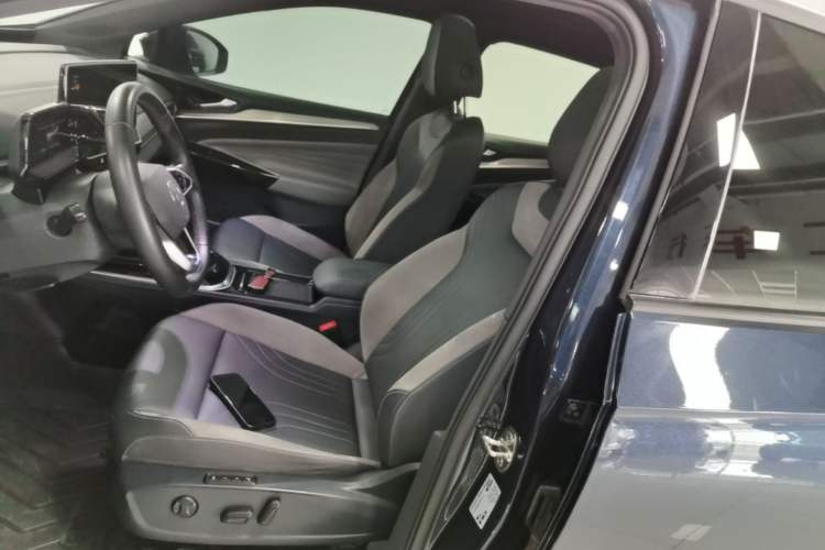Used Volkswagen ID.4 CROZZ 2022 Long-Range Lite PRO Edition Left Front Seat