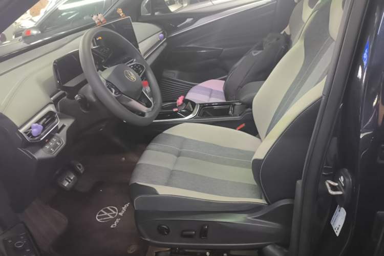 Used Volkswagen ID.4 CROZZ 2022 Pure Edition Limited Edition Left Front Seat