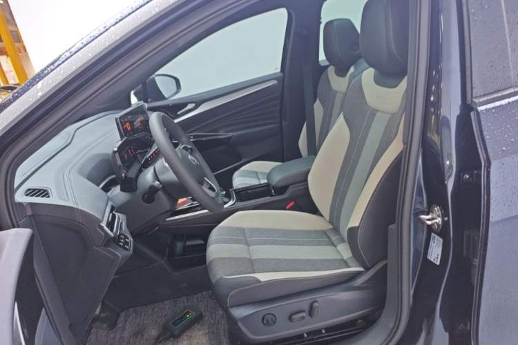 Used Volkswagen ID.4 CROZZ 2022 Pure Edition Limited Edition Left Front Seat