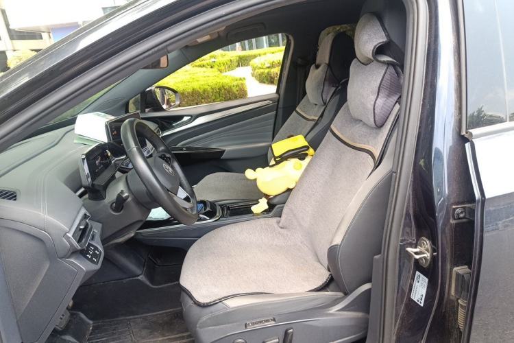 Used Volkswagen ID.4 CROZZ 2022 Long-Range Lite PRO Edition Left Front Seat
