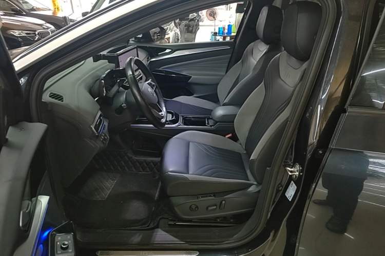 Used Volkswagen ID.4 CROZZ 2022 Long-Range Lite PRO Edition Left Front Seat