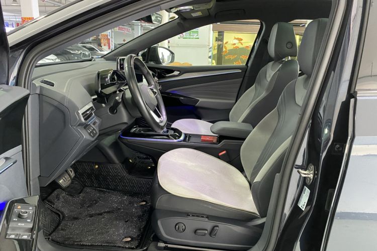Used Volkswagen ID.4 CROZZ 2022 Long-Range Lite PRO Edition Left Front Seat