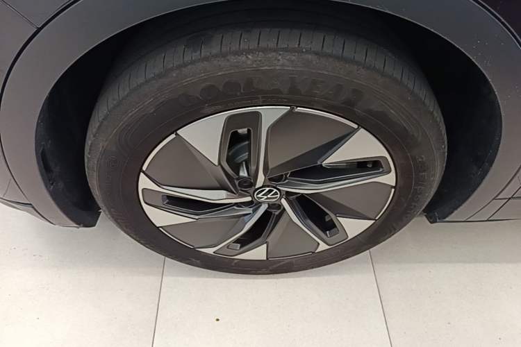 Used Volkswagen ID.4 CROZZ 2022 Pure Edition Limited Edition Left Front Wheel Hub