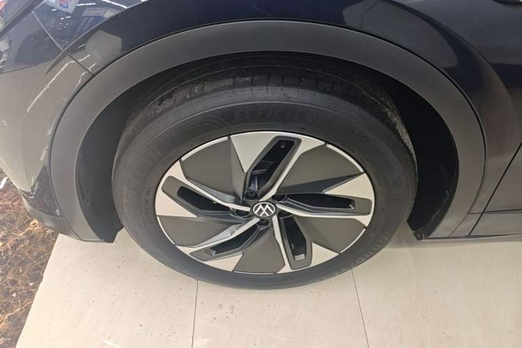 Used Volkswagen ID.4 CROZZ 2022 Pure Edition Limited Edition Left Front Wheel Hub