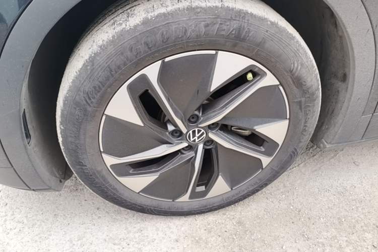 Used Volkswagen ID.4 CROZZ 2022 Pure Edition Limited Edition Left Front Wheel Hub