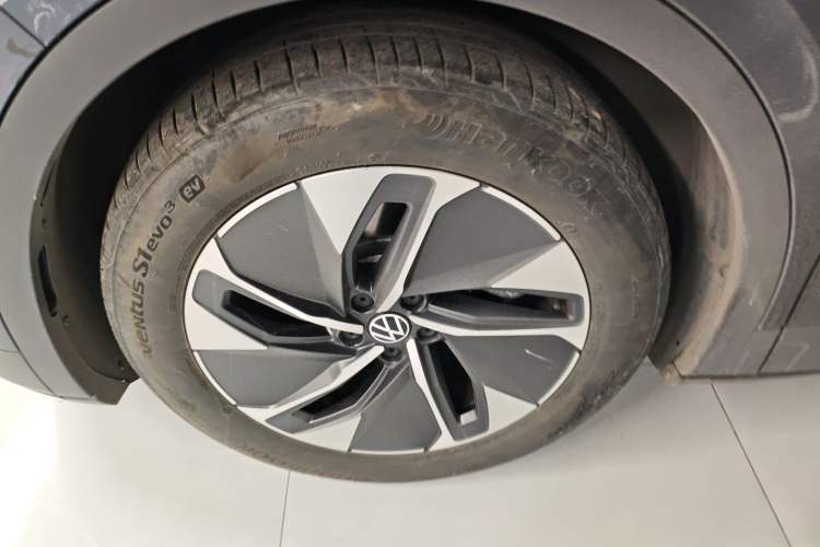 Used Volkswagen ID.4 CROZZ 2022 Pure Edition Limited Edition Left Front Wheel Hub