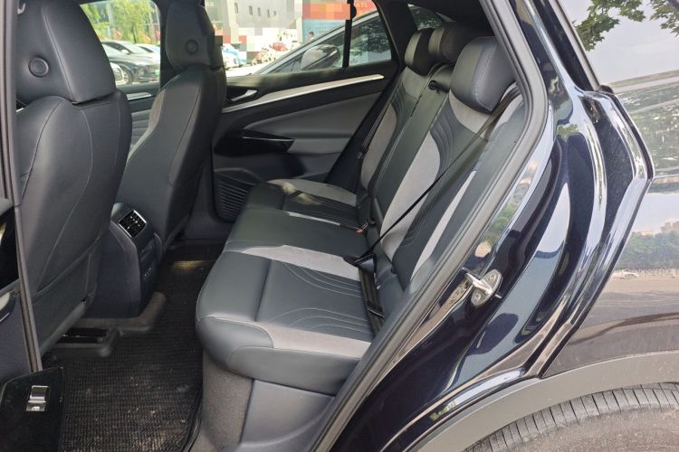 Used Volkswagen ID.4 CROZZ 2022 Long-Range Lite PRO Edition Left Rear Seat