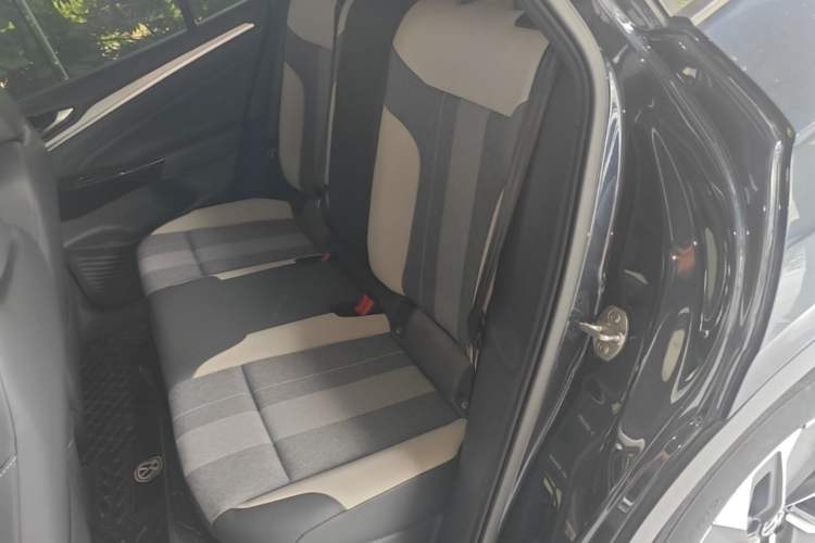Used Volkswagen ID.4 CROZZ 2022 Pure Edition Limited Edition Left Rear Seat