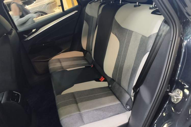 Used Volkswagen ID.4 CROZZ 2022 Standard Range PURE Edition Left Rear Seat
