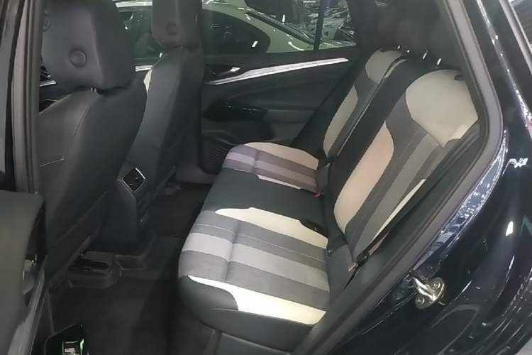 Used Volkswagen ID.4 CROZZ 2022 Pure Edition Limited Edition Left Rear Seat