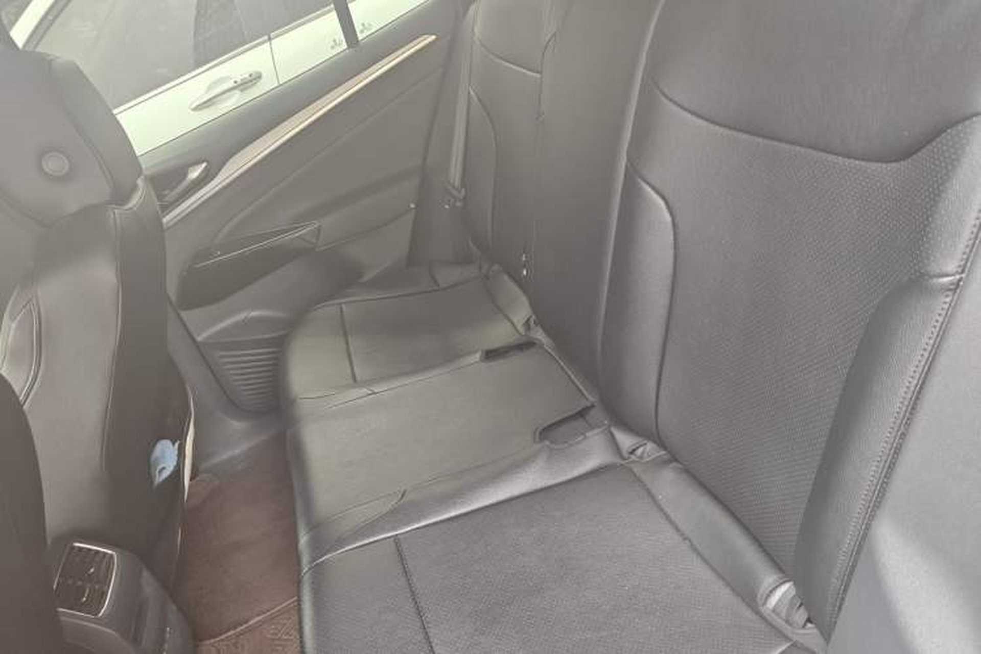 Used Volkswagen ID.4 CROZZ 2022 Pure Edition Limited Edition Left Rear Seat