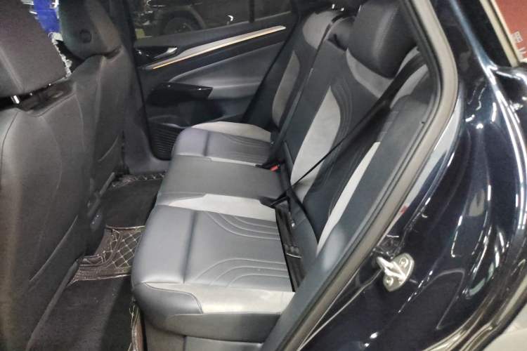 Used Volkswagen ID.4 CROZZ 2022 Long-Range Lite PRO Edition Left Rear Seat