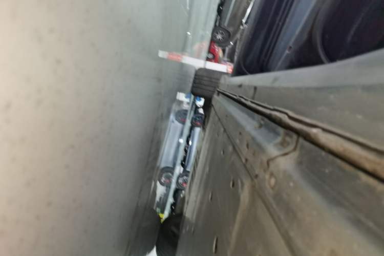 Used Volkswagen ID.4 CROZZ 2022 Long-Range Lite PRO Edition Left Side Sill
