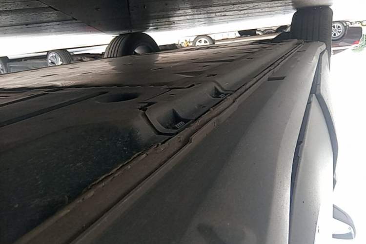 Used Volkswagen ID.4 CROZZ 2022 Pure Edition Limited Edition Left Side Sill