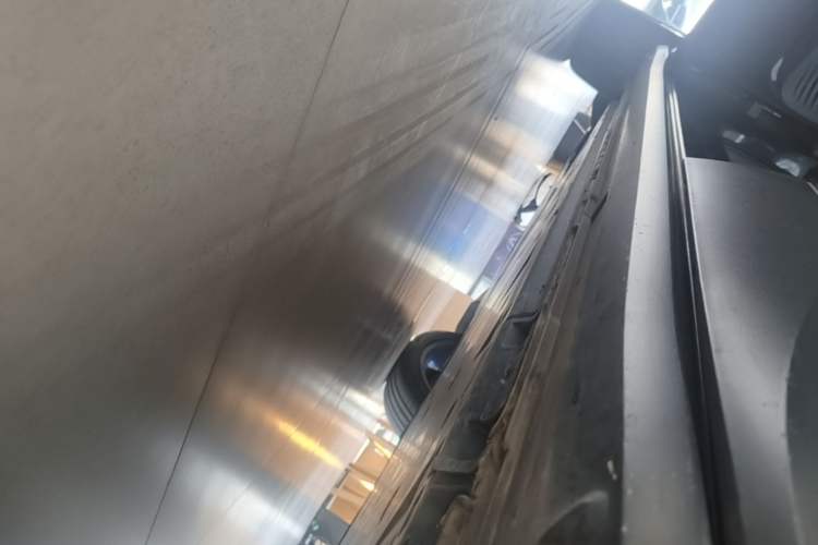 Used Volkswagen ID.4 CROZZ 2022 Long-Range Lite PRO Edition Left Side Sill