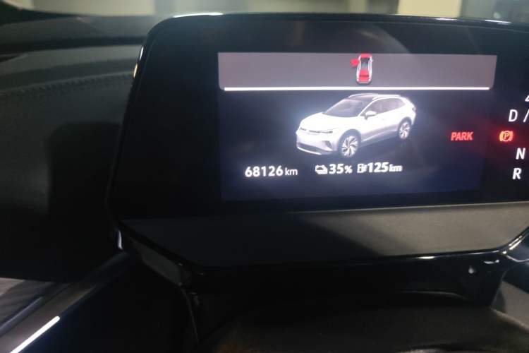Used Volkswagen ID.4 CROZZ 2022 Pure Edition Limited Edition Odometer Close Up