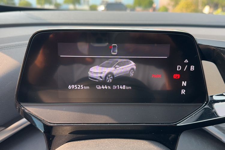 Used Volkswagen ID.4 CROZZ 2022 Pure Edition Limited Edition Odometer Close Up