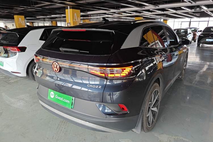 Used Volkswagen ID.4 CROZZ 2022 Long-Range PRO Edition Rear Right 45 Deg