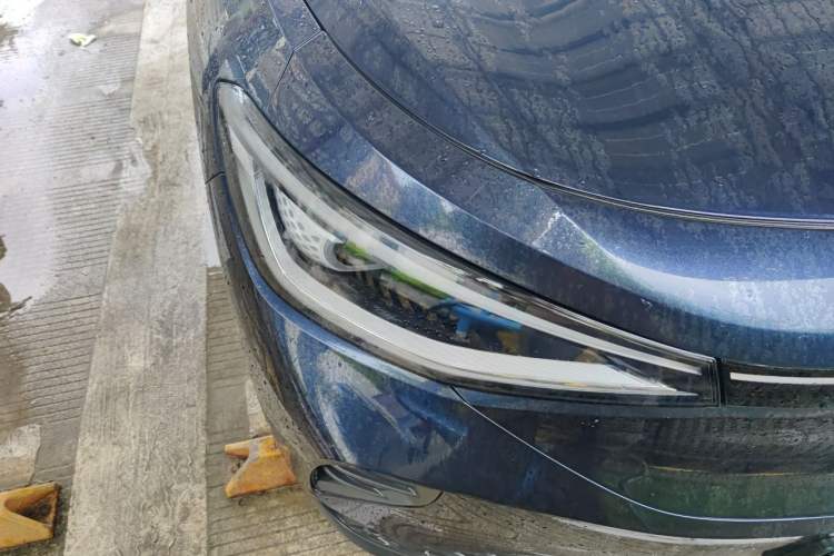 Used Volkswagen ID.4 CROZZ 2022 Long-Range Lite PRO Edition Right Front Headlight