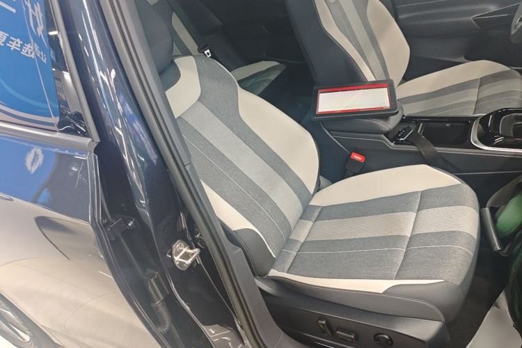 Used Volkswagen ID.4 CROZZ 2022 Pure Edition Limited Edition Right Front Seat