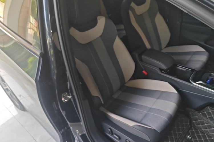 Used Volkswagen ID.4 CROZZ 2022 Pure Edition Limited Edition Right Front Seat