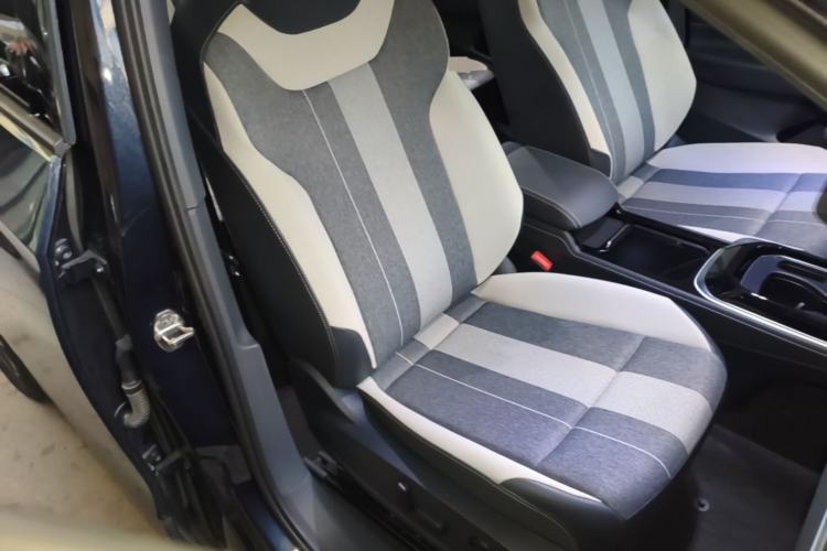 Used Volkswagen ID.4 CROZZ 2022 Pure Edition Limited Edition Right Front Seat