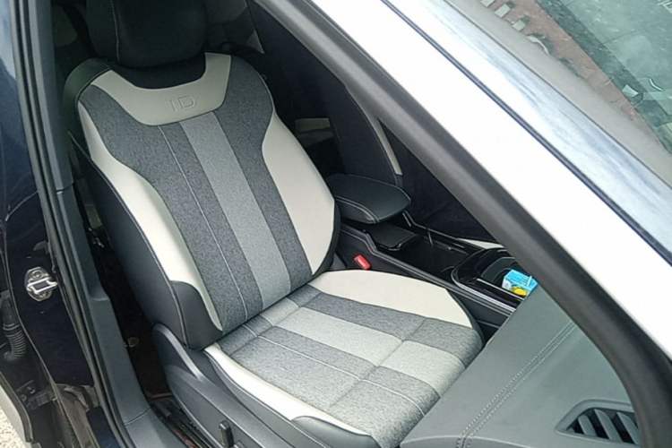 Used Volkswagen ID.4 CROZZ 2022 Pure Edition Limited Edition Right Front Seat