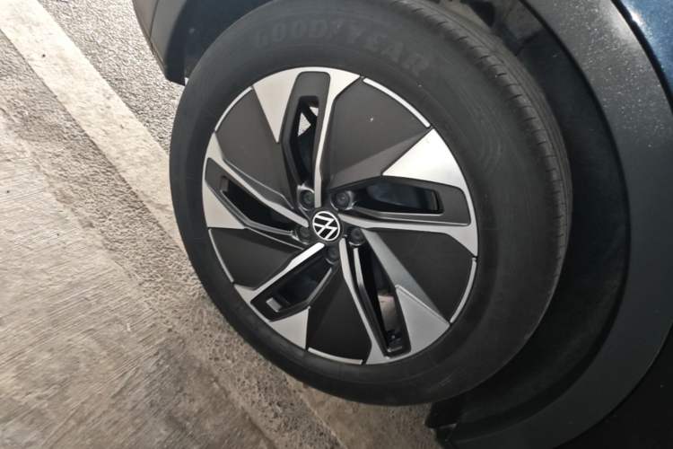 Used Volkswagen ID.4 CROZZ 2022 Pure Edition Limited Edition Right Rear Wheel Hub