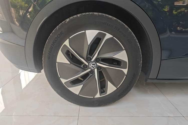 Used Volkswagen ID.4 CROZZ 2022 Pure Edition Limited Edition Right Rear Wheel Hub