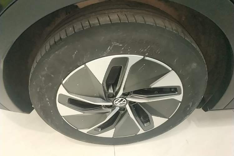 Used Volkswagen ID.4 CROZZ 2022 Pure Edition Limited Edition Right Rear Wheel Hub