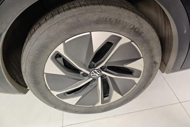 Used Volkswagen ID.4 CROZZ 2022 Pure Edition Limited Edition Right Rear Wheel Hub