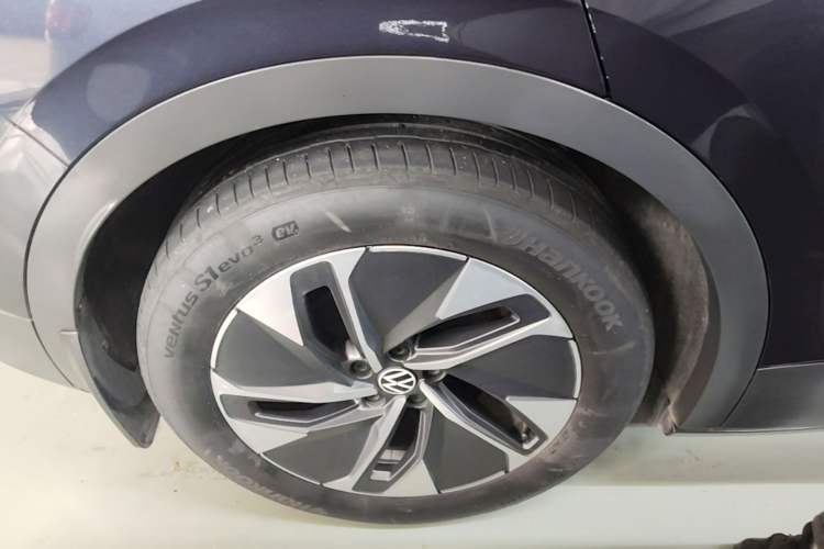 Used Volkswagen ID.4 CROZZ 2022 Pure Edition Limited Edition Right Rear Wheel Hub