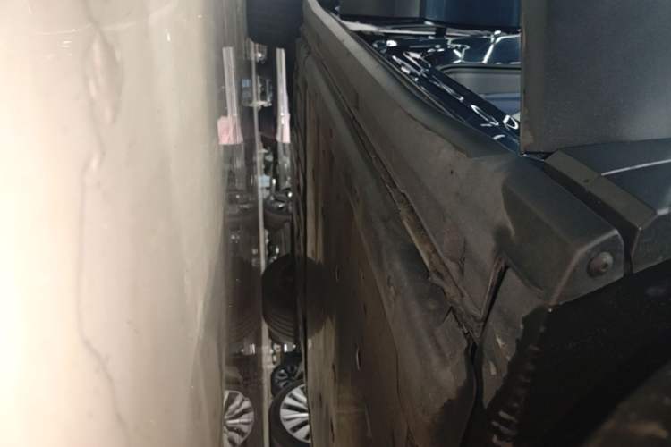 Used Volkswagen ID.4 CROZZ 2022 Pure Edition Limited Edition Right Side Sill