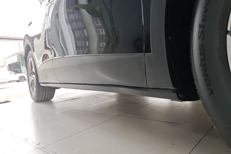 Used Volkswagen ID.4 CROZZ 2022 Pure Edition Limited Edition Right Side Sill