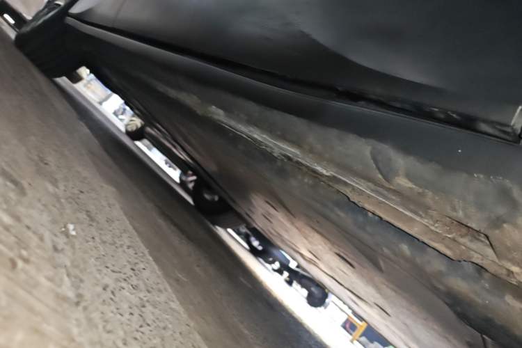 Used Volkswagen ID.4 CROZZ 2022 Pure Edition Limited Edition Right Side Sill