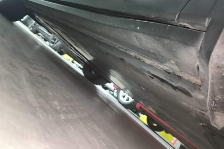 Used Volkswagen ID.4 CROZZ 2022 Pure Edition Limited Edition Right Side Sill