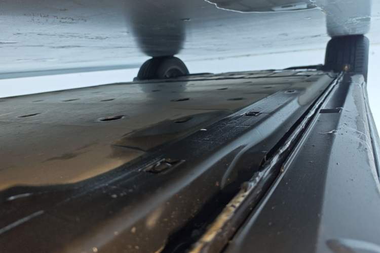 Used Volkswagen ID.4 CROZZ 2022 Pure Edition Limited Edition Right Side Sill