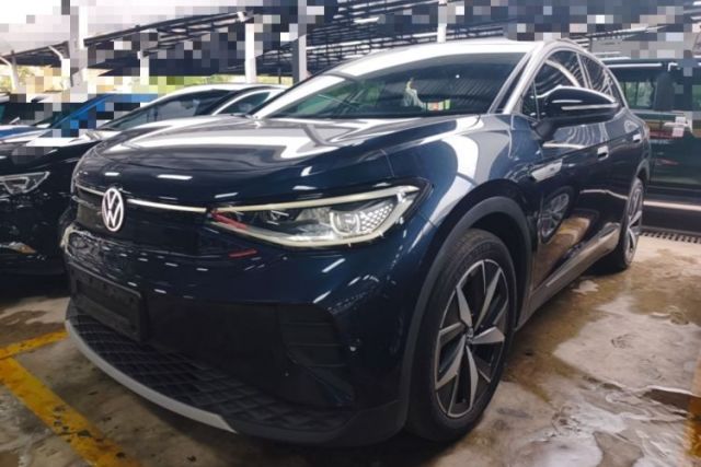 Ojetý Volkswagen ID.4 CROZZ 2022 Long-Range Lite PRO Edition