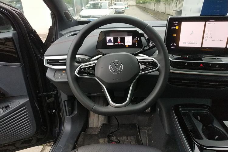 Used Volkswagen ID.4 CROZZ 2022 High-Performance PRIME Edition Steering Wheel