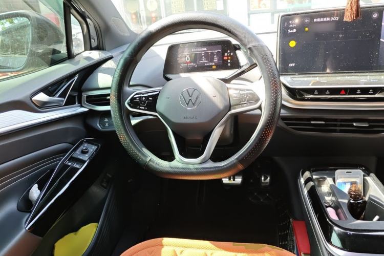 Used Volkswagen ID.4 CROZZ 2022 Long-Range PURE+ Edition Steering Wheel