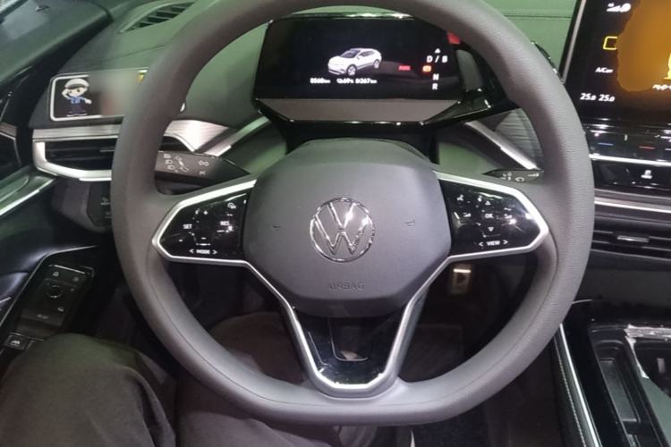 Used Volkswagen ID.4 CROZZ 2022 Standard Range PURE Edition Steering Wheel