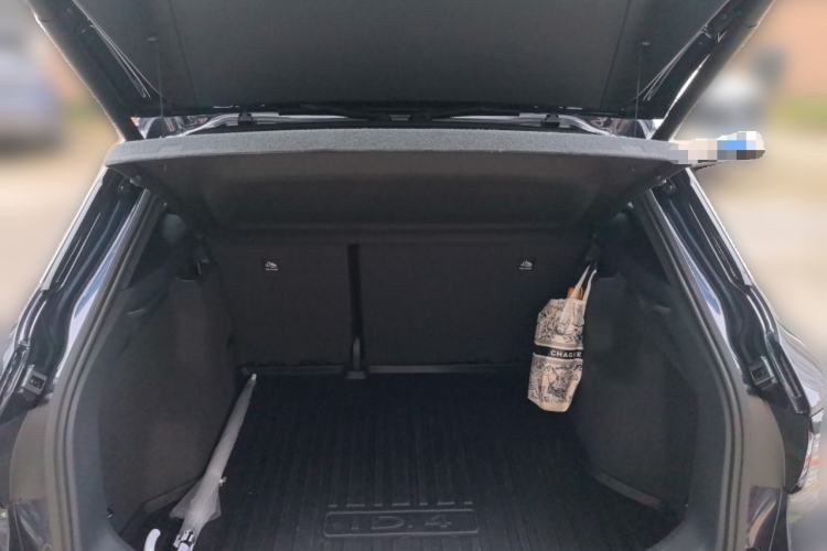 Used Volkswagen ID.4 CROZZ 2022 Long-Range PURE+ Edition Trunk