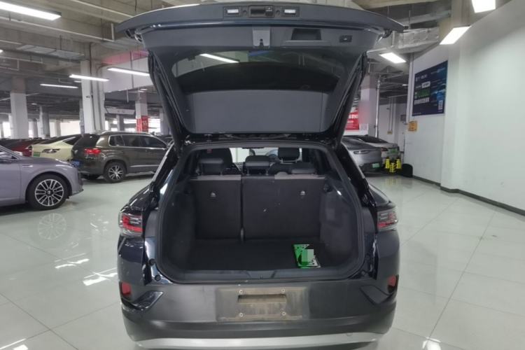 Used Volkswagen ID.4 CROZZ 2022 Long-Range Lite PRO Edition Trunk