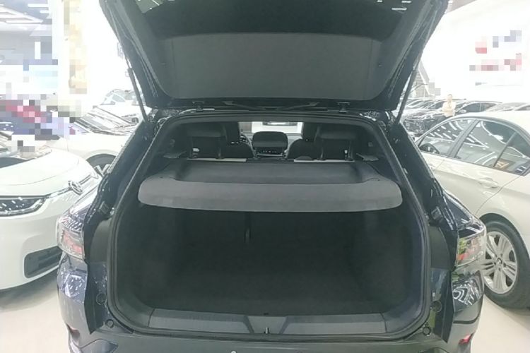 Used Volkswagen ID.4 CROZZ 2022 Pure Edition Limited Edition Trunk