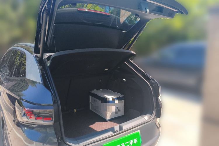 Used Volkswagen ID.4 CROZZ 2022 Long-Range Lite PRO Edition Trunk