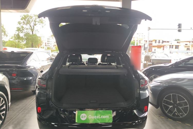 Used Volkswagen ID.4 CROZZ 2022 High-Performance PRIME Edition Trunk