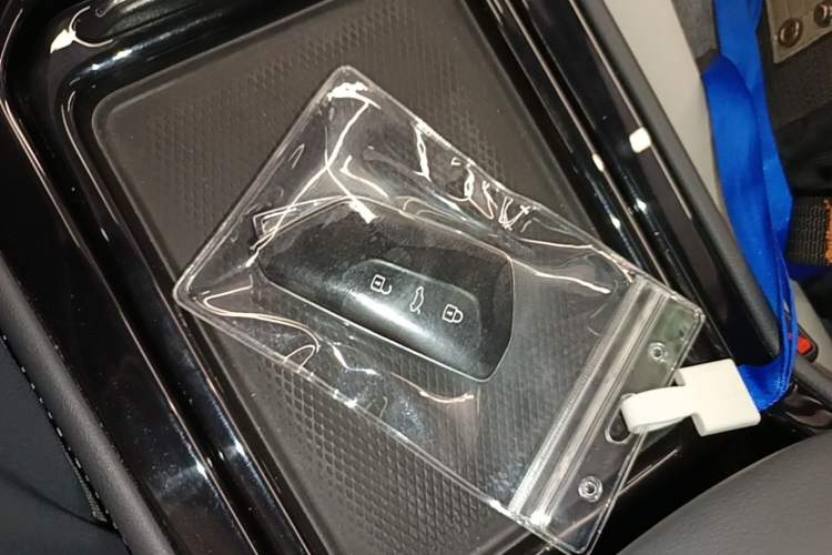Used Volkswagen ID.4 CROZZ 2022 Pure Edition Limited Edition Vehicle Key