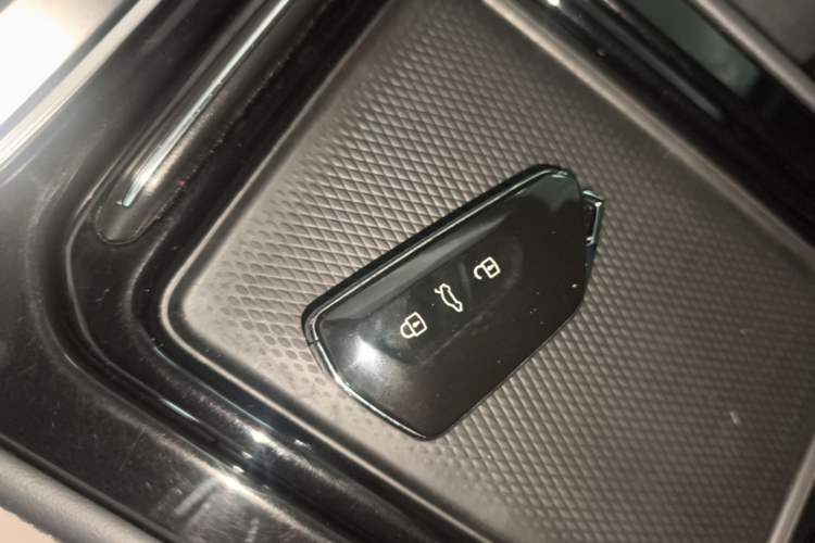 Used Volkswagen ID.4 CROZZ 2022 Pure Edition Limited Edition Vehicle Key